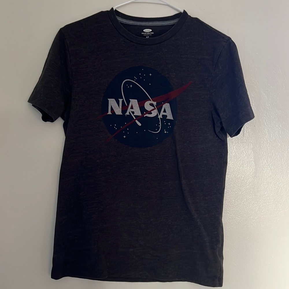 ‼️ Old Navy NASA graphic tee